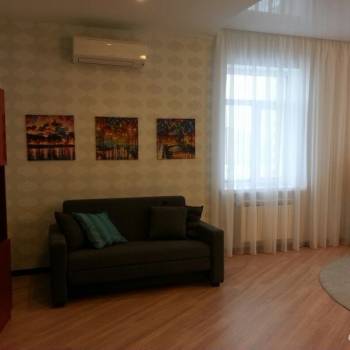 Сдается Многокомнатная квартира, 130 м²