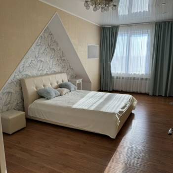 Сдается Многокомнатная квартира, 87 м²