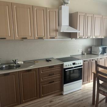 Продается 1-комнатная квартира, 50,5 м²