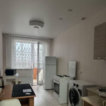 Сдается 1-комнатная квартира, 42 м²