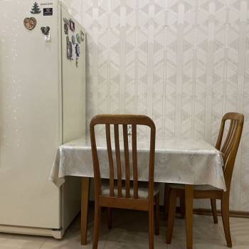 Сдается 2-х комнатная квартира, 85 м²