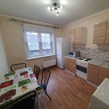 Сдается 1-комнатная квартира, 40,4 м²