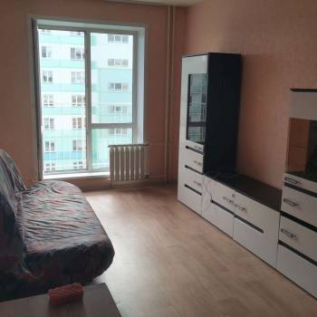 Сдается Многокомнатная квартира, 58 м²