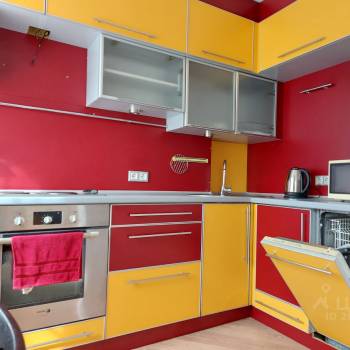 Сдается Многокомнатная квартира, 60 м²