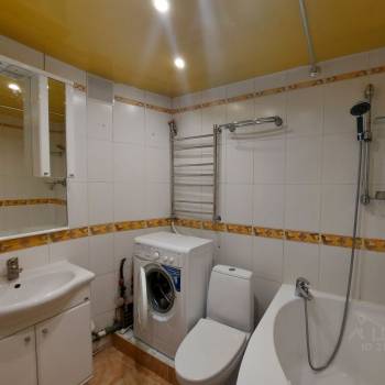 Сдается Многокомнатная квартира, 60 м²