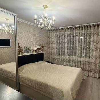 Продается 3-х комнатная квартира, 63 м²