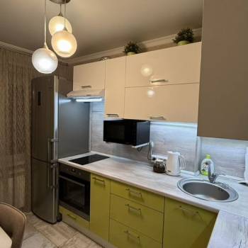 Продается 3-х комнатная квартира, 63 м²