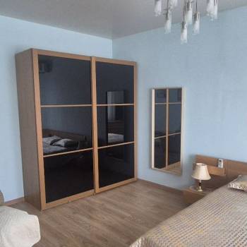 Сдается 1-комнатная квартира, 70 м²