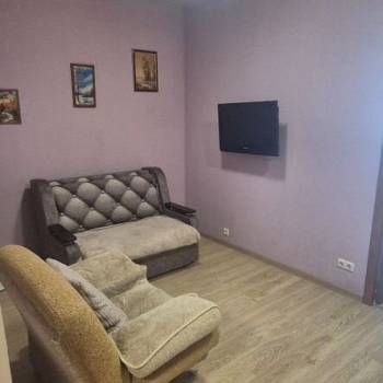 Сдается 1-комнатная квартира, 70 м²