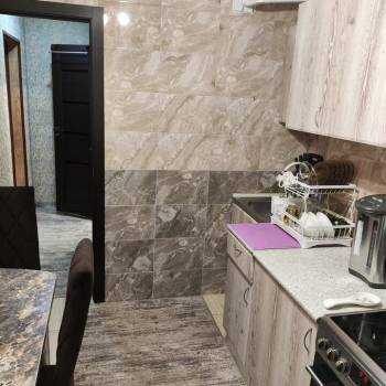 Сдается Многокомнатная квартира, 60 м²