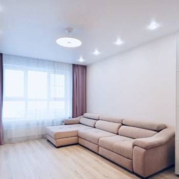 Продается 1-комнатная квартира, 46 м²
