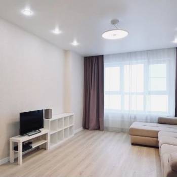 Продается 1-комнатная квартира, 46 м²