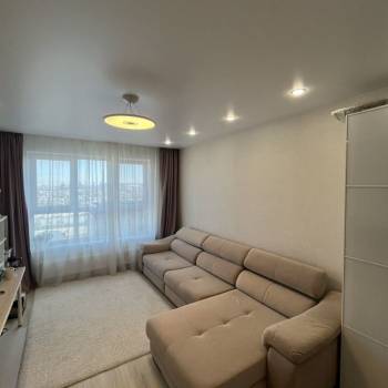Продается 1-комнатная квартира, 46 м²
