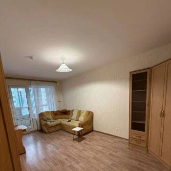 Сдается 1-комнатная квартира, 44 м²