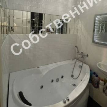 Продается 1-комнатная квартира, 58 м²
