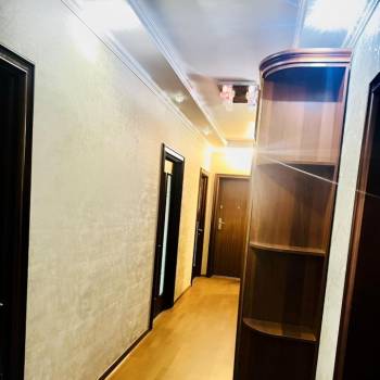 Сдается Многокомнатная квартира, 105 м²