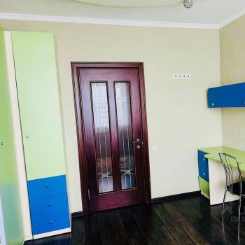 Сдается Многокомнатная квартира, 105 м²