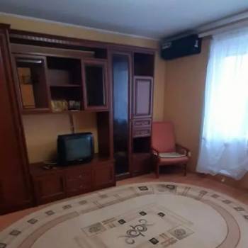 Сдается Многокомнатная квартира, 80 м²