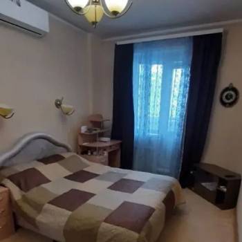 Сдается Многокомнатная квартира, 80 м²