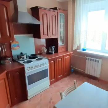 Сдается Многокомнатная квартира, 80 м²