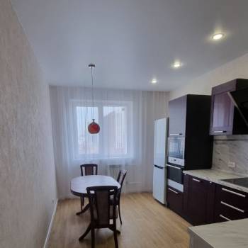 Сдается Многокомнатная квартира, 92 м²