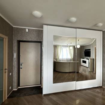 Сдается Многокомнатная квартира, 80 м²