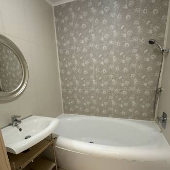 Сдается Многокомнатная квартира, 80 м²