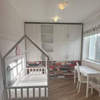 Сдается Многокомнатная квартира, 80 м²