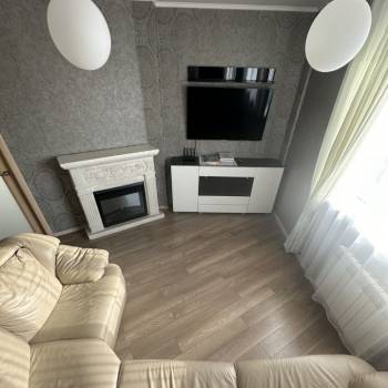 Сдается Многокомнатная квартира, 80 м²