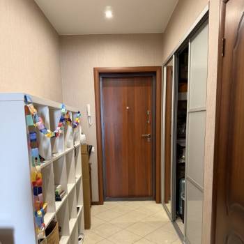 Сдается 1-комнатная квартира, 42 м²
