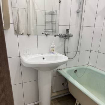 Сдается 1-комнатная квартира, 39 м²