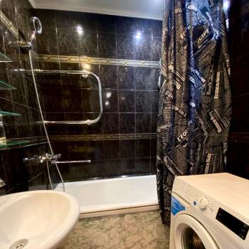 Сдается Многокомнатная квартира, 62 м²