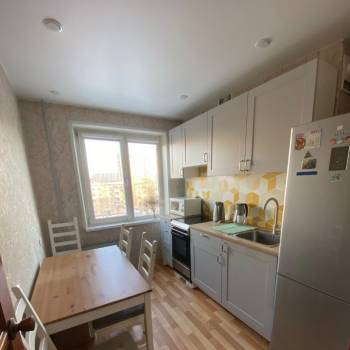 Сдается Многокомнатная квартира, 62 м²