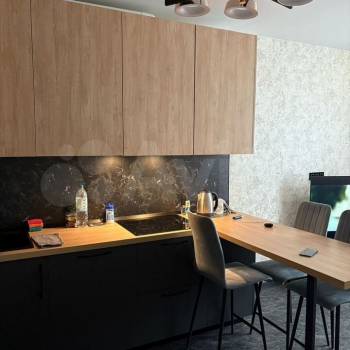Сдается Многокомнатная квартира, 60 м²