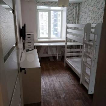 Сдается Многокомнатная квартира, 56 м²