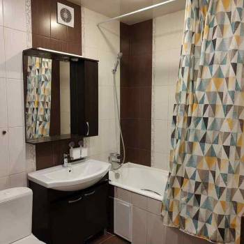 Сдается 1-комнатная квартира, 43 м²