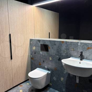 Сдается Нежилое помещение, 140 м²