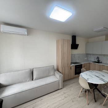 Сдается Многокомнатная квартира, 77 м²