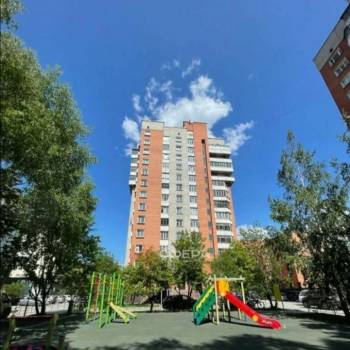 Продается 2-х комнатная квартира, 70,2 м²