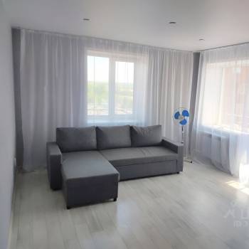 Продается 2-х комнатная квартира, 70,2 м²