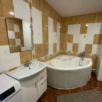 Продается 2-х комнатная квартира, 70,2 м²