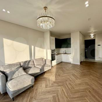 Сдается 1-комнатная квартира, 60 м²