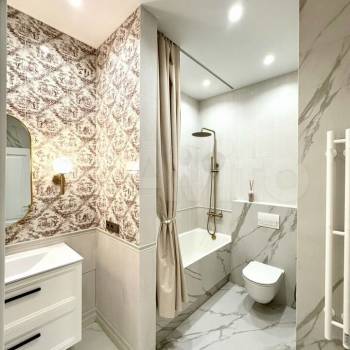 Сдается 1-комнатная квартира, 60 м²