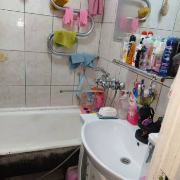 Продается Многокомнатная квартира, 70 м²