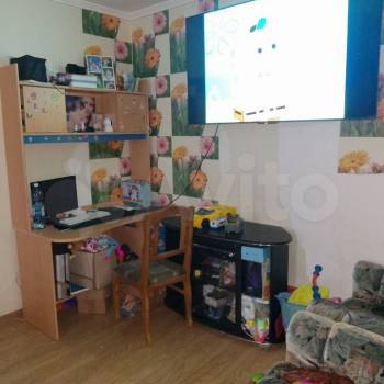 Продается Многокомнатная квартира, 70 м²