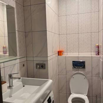 Сдается 2-х комнатная квартира, 63,6 м²