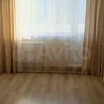 Продается 1-комнатная квартира, 28,5 м²