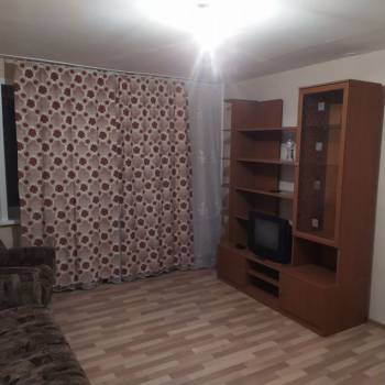 Продается 1-комнатная квартира, 36 м²