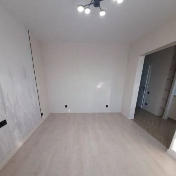 Продается 1-комнатная квартира, 34 м²