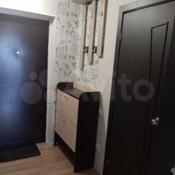 Продается 1-комнатная квартира, 32 м²